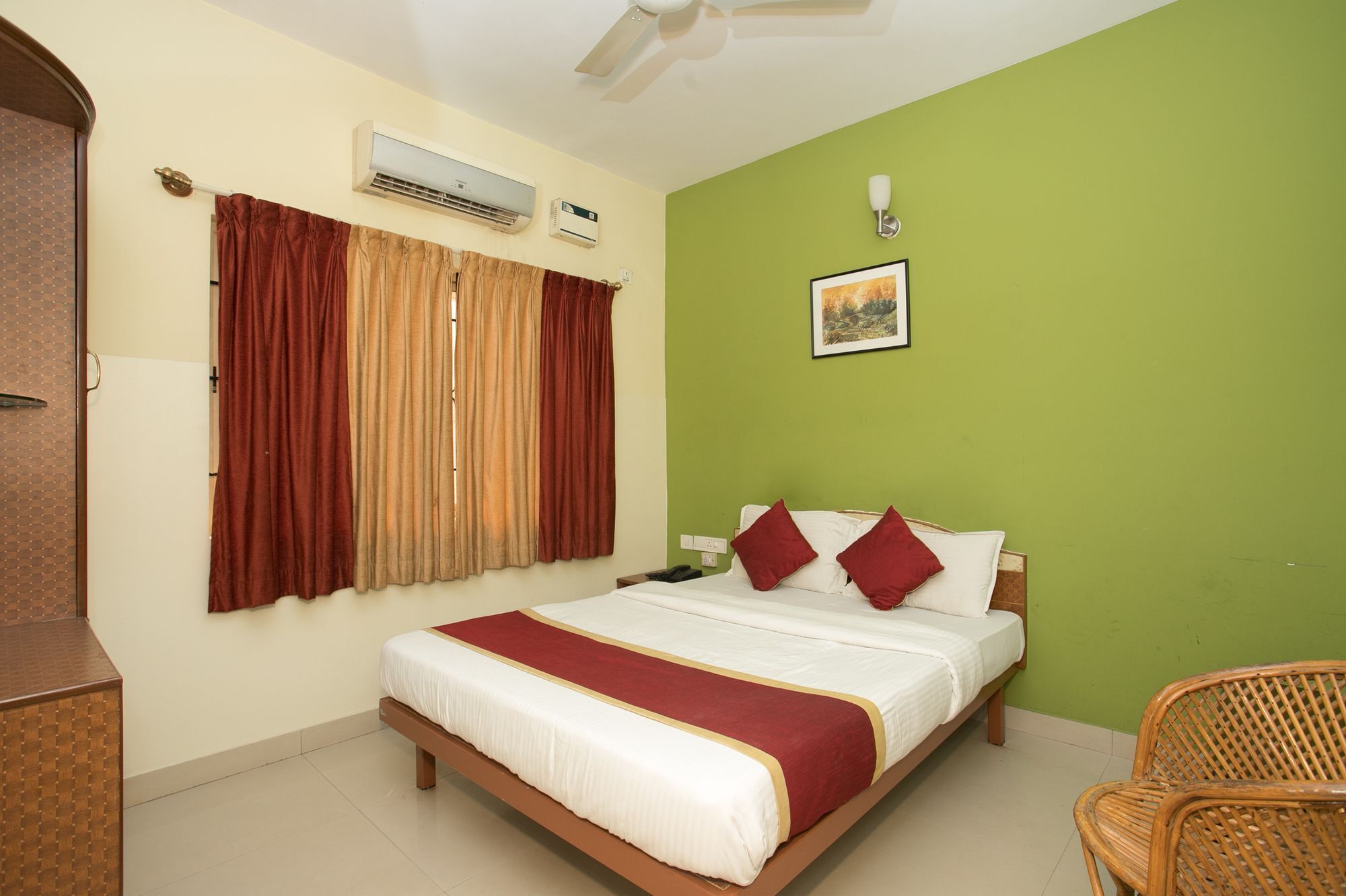 Hotel Oyo 10478 Raj Residency Bangalore Esterno foto